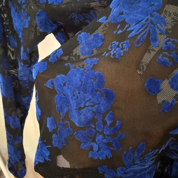 New Nasty Gal Floral Flocked Mesh Cut Out High Neck Top - Picture 5 of 7